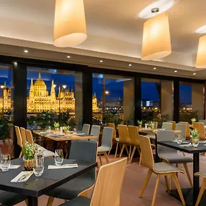 **** Hotel Novotel Danube Hungary